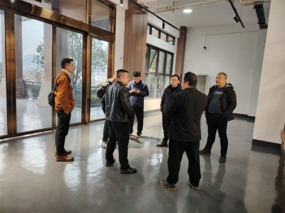 烏當區農業農村局局長一行蒞臨天朝上品葡萄酒莊調研