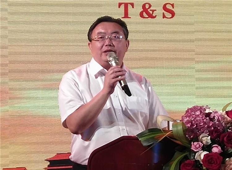 1530495280381476.jpg 熊玉亮1.jpg