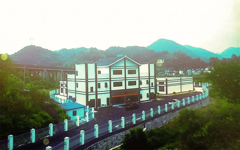 1749003629385047.jpg 5.jpg