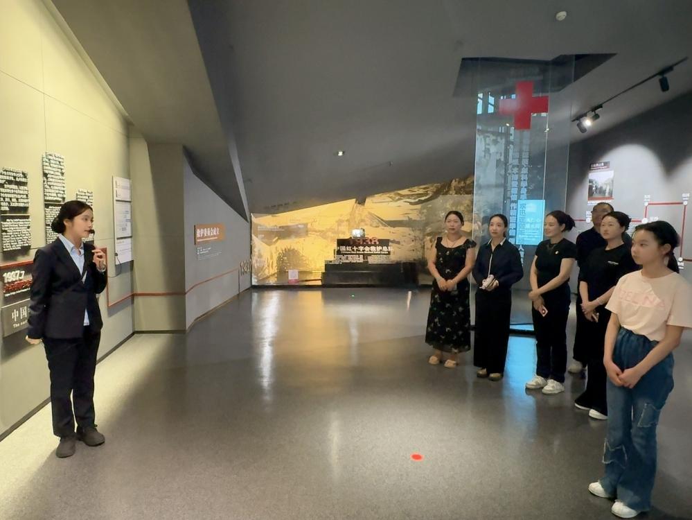 1756111483601285.jpg 7856eec6abab3c6feeb713e565535866_副本.jpg